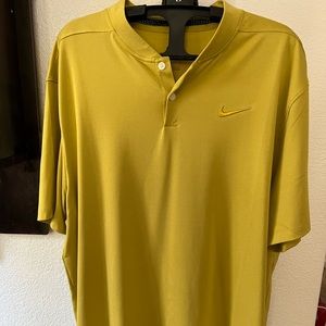 Like new Nike Collarless Golf Polo